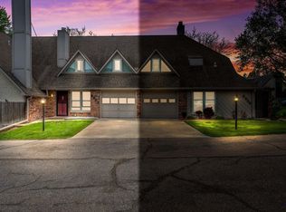 2933 SW Foxcroft 1 Ct, Topeka, KS 66614