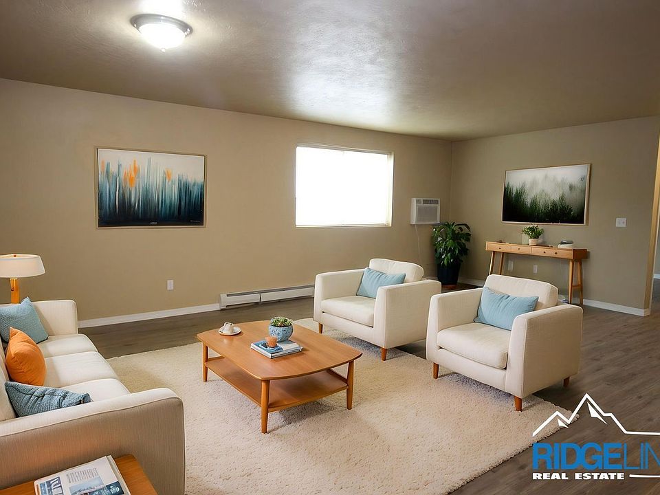 1st image of 2326 14th Ave S APT 5