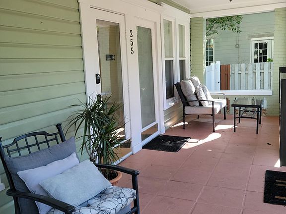 3rd image of 255 6th Ave NE APT 6
