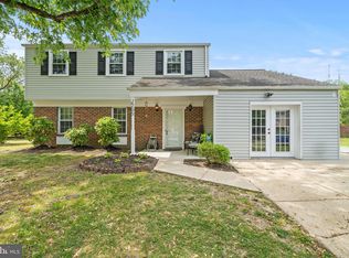 2205 Neville Ct, Waldorf, MD 20602