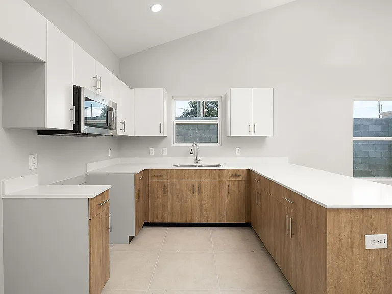 2700 Mockingbird Rd — Photo 15
