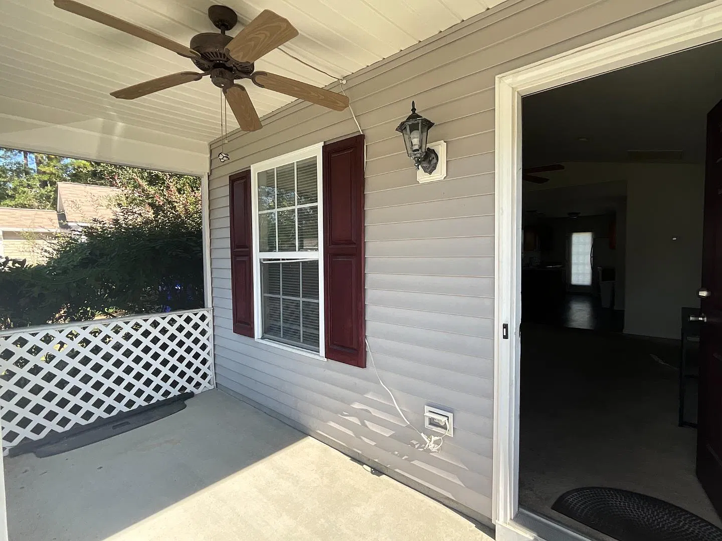 1736 Westpointe Dr — Photo 2
