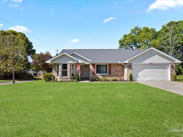 6574 Starboard Dr, Milton, FL 32570