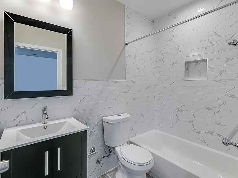 1218 N 6th St #1 — Photo 17