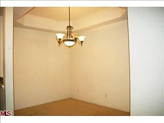 5th image of 5420 Sylmar Ave APT 220