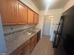 280 Bridgewater Rd APT J15, Brookhaven, PA