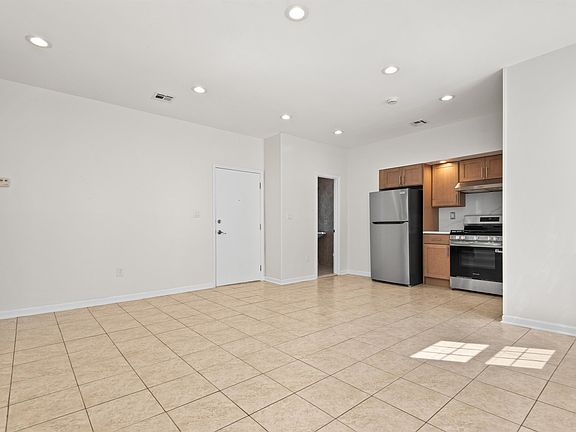 3rd image of 28 Armstrong Ave #2