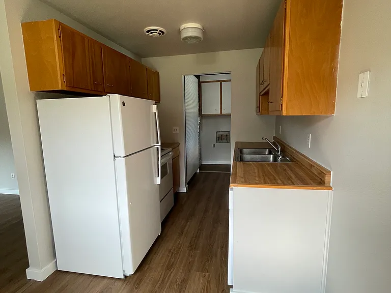 1108 Cannon St #1 — Photo 9