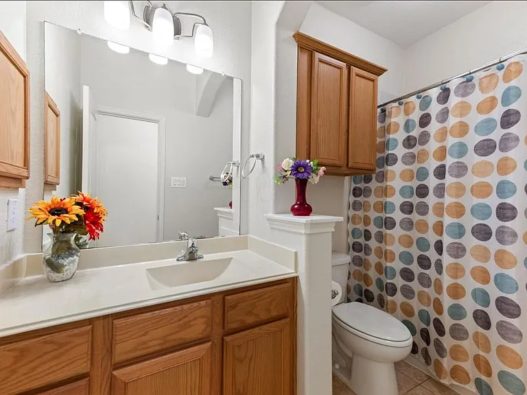 17715 Sauki Ln — Photo 9