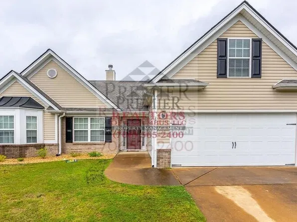 22 Oakwood Dr, Phenix City, AL 36870
