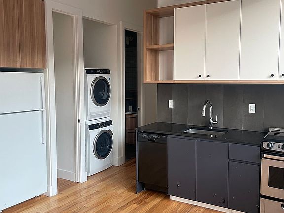 5th image of 185 Thomas S Boyland St #4