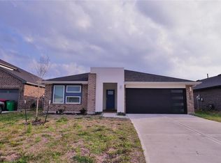 28915 Yachting Point Ln, Fulshear, TX 77494