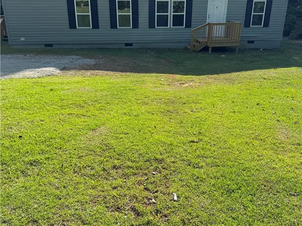 1391 Columbus Rd, Valley, AL 36854