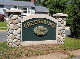 3 Erskine Ct, Newark, DE 19713