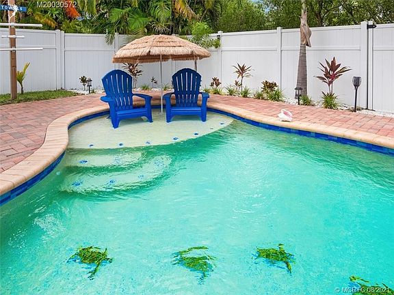 4th image of 888 NW Waterlily Pl