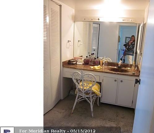 3rd image of 100 Bayview Dr APT 1430