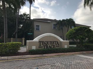 114 Lighthouse Cir APT B, Tequesta, FL 33469