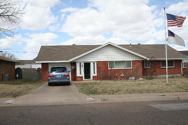 1st image of 4504 Pleasant Dr
