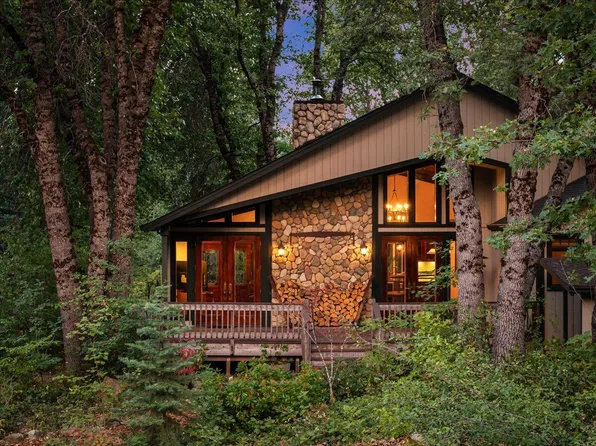 815 Quail Ct, McCloud, CA 96057