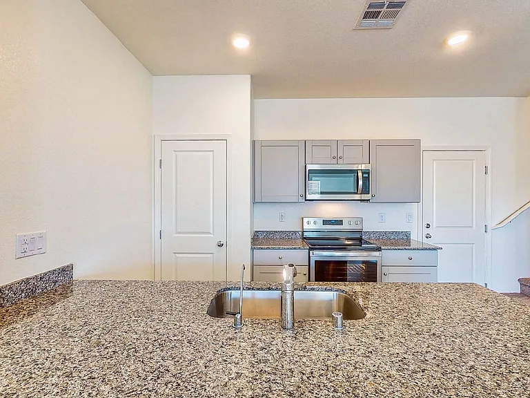 4261 Venus Falls Ave — Photo 8