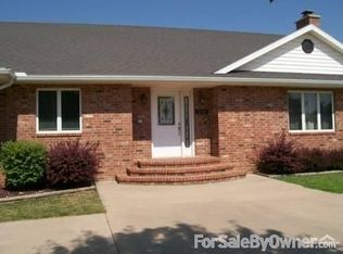 210 Heather St, Burlington, KS 66839