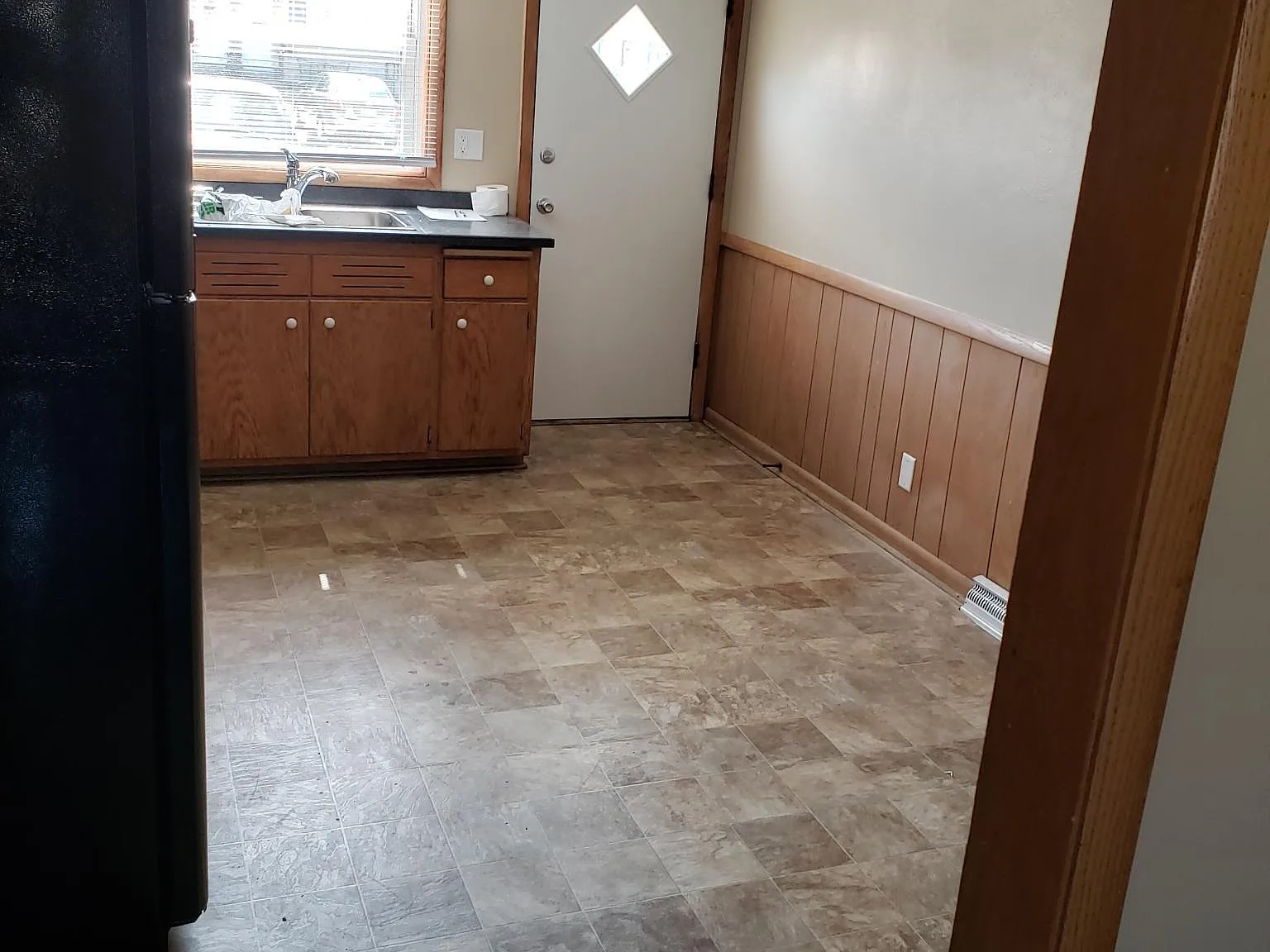 2 bed, 750 sqft, $1,250 — Photo 3