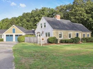 41 Garden St, West Newbury, MA 01985