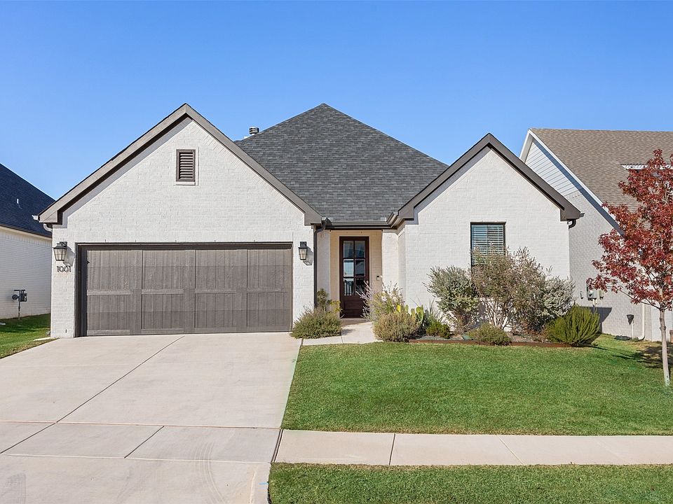 1st image of 1001 Brown Valley Trl
