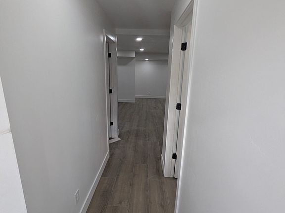 3rd image of 3826 S Woodland Ave #Basement