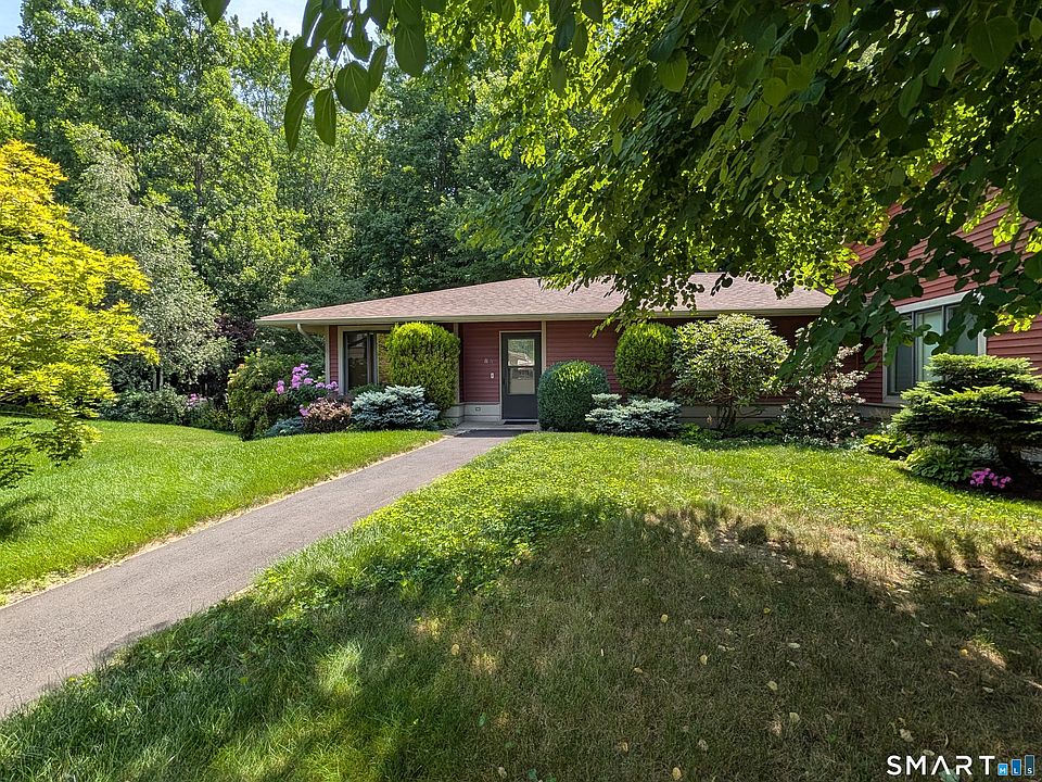 1st image of 8 Sycamore Drive #A