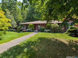 8 Sycamore Dr APT A, Mansfield, CT 06268