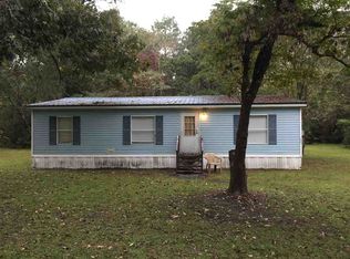 126 J & K Ln, Crawfordville, FL 32327