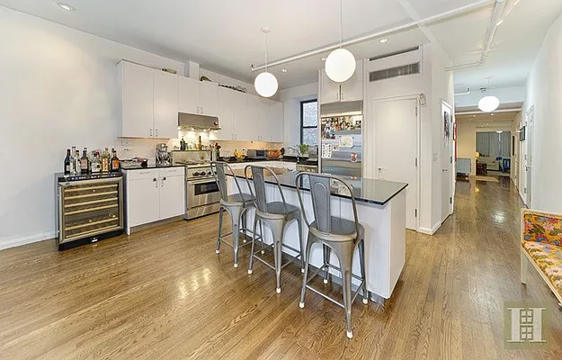 Rented by Halstead Real Estate | media 3