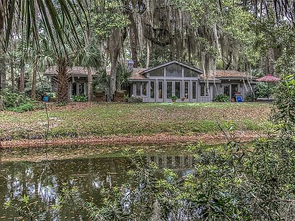 5th image of 33 S Sea Pines Dr