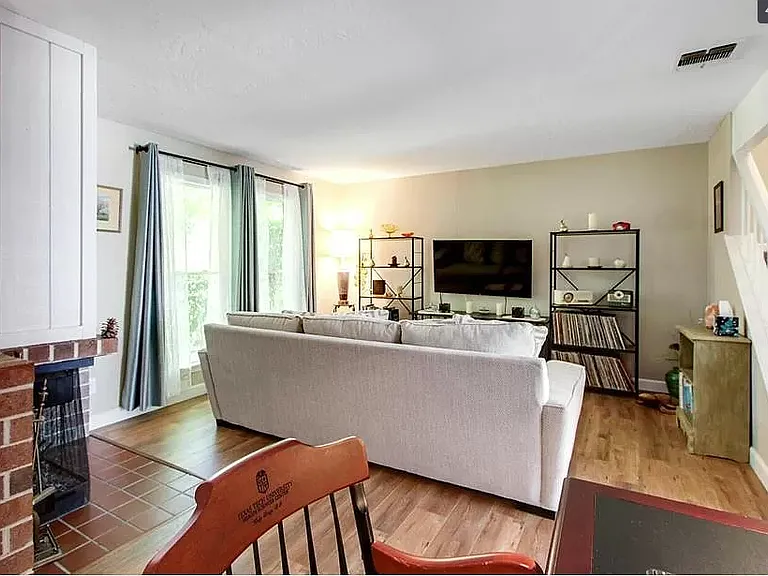 124 Touchstone Pl — Photo 14
