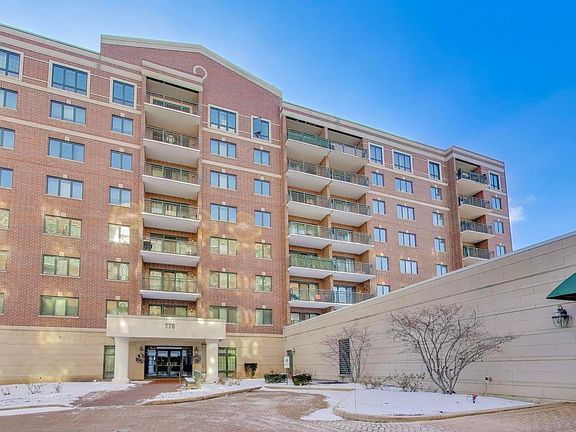 2nd image of 770 Pearson St #2-207