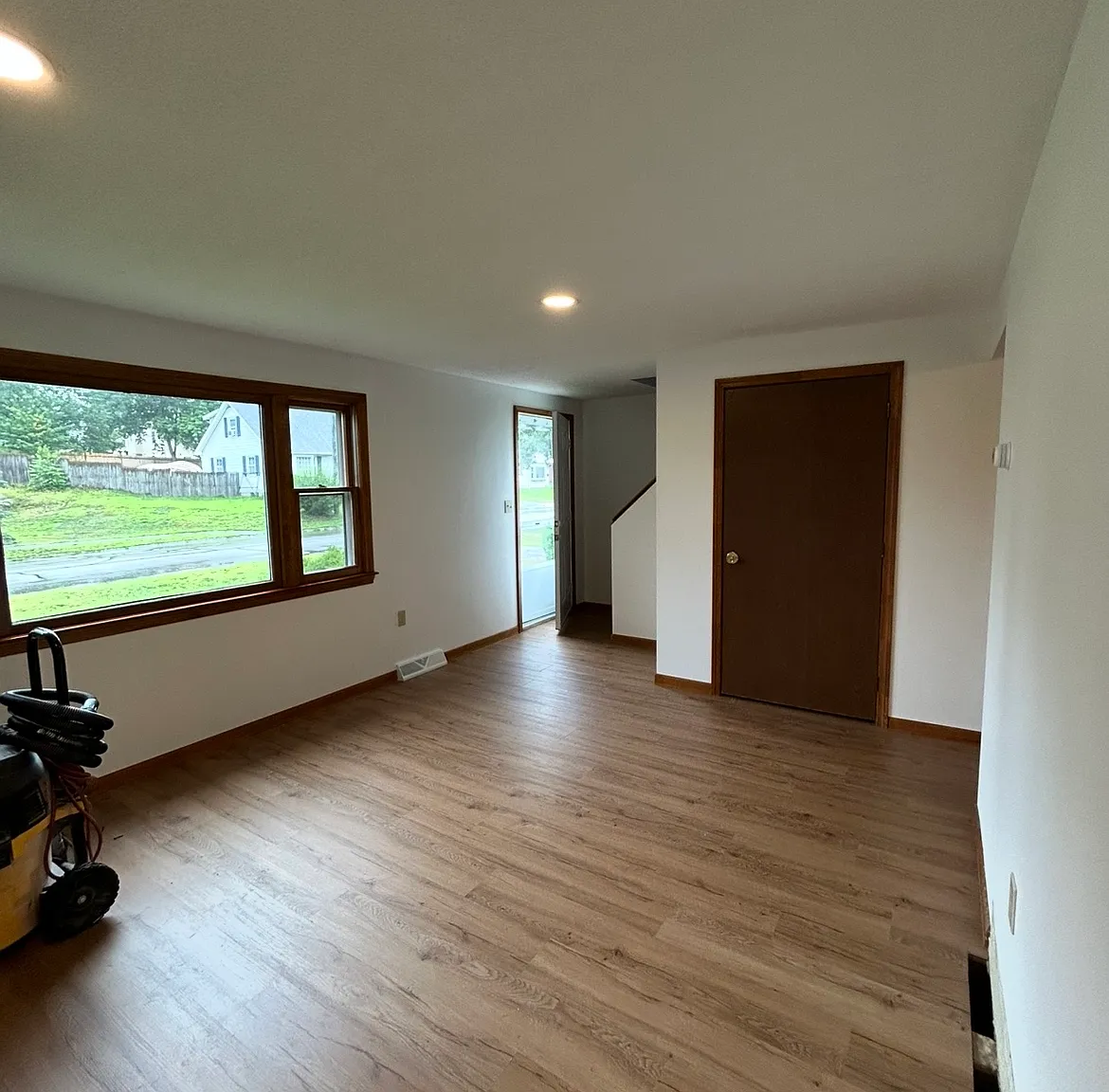 3 bed, 1.5 bath, 1200 sqft, $2,800 — Photo 4