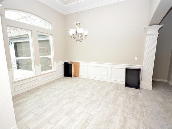 4th image of 1233 Sandpiper Dr