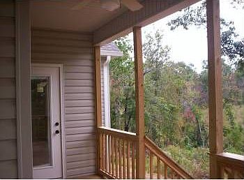 2nd image of 200 Willow Leaf Dr