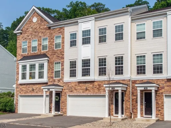 304 Parkview Ln, Rockaway Twp., NJ 07866