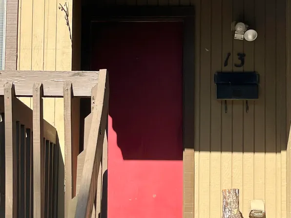 518 Green Mountain Cir APT 13, Little Rock, AR 72211