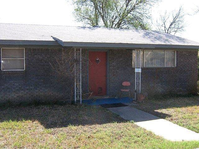 1st image of 301 S 15th St