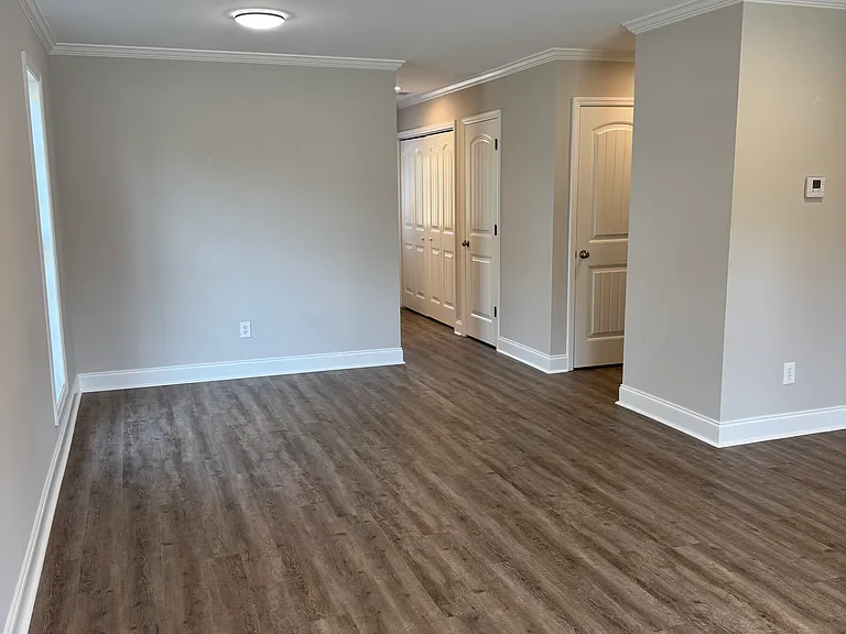 16494 Blackburn Ln — Photo 5