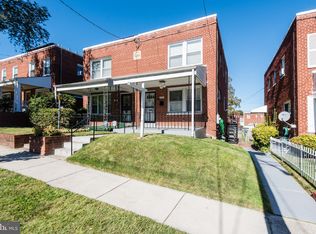 5227 Chillum Pl NE, Washington, DC 20011
