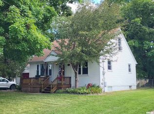 1160 W Grove St, Galesburg, IL 61401