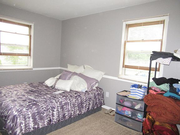 5th image of 5846 Christie Ave SE