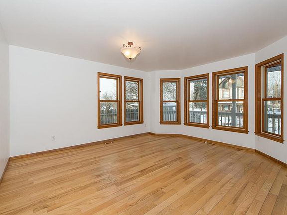 5th image of 2118 Ilion Ave N