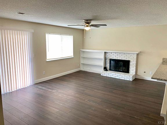 5th image of 2840 Julia Cir