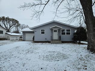 601 5th Ave NE, Osseo, MN 55369