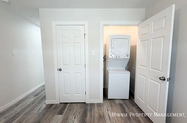 5438 40th St #11 — Photo 10